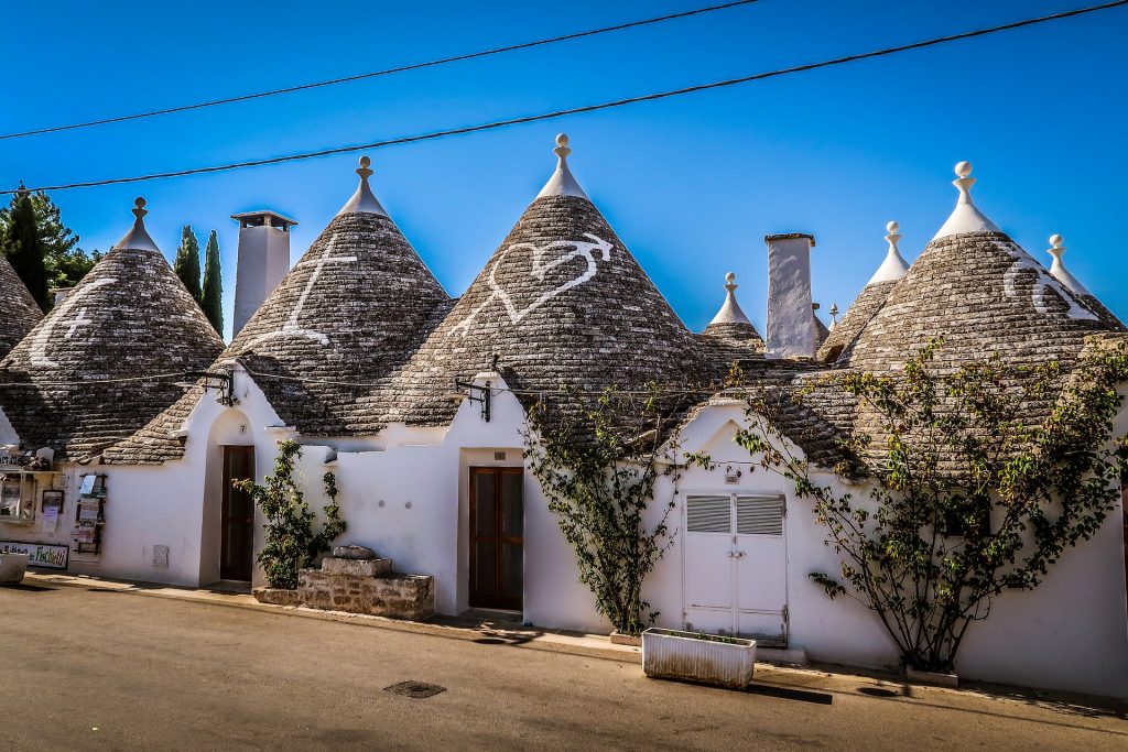 Italy puglia alberobello trulli
