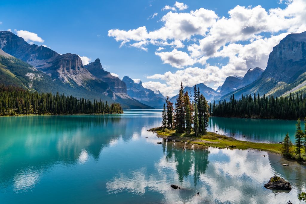 Maligne Lake Alberta Canada