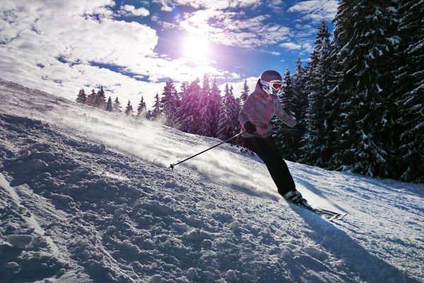 skiing in mountains