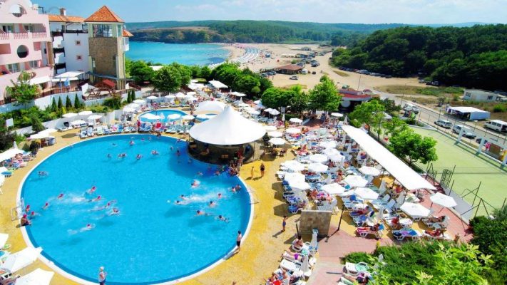 Bella Vista Beach Club