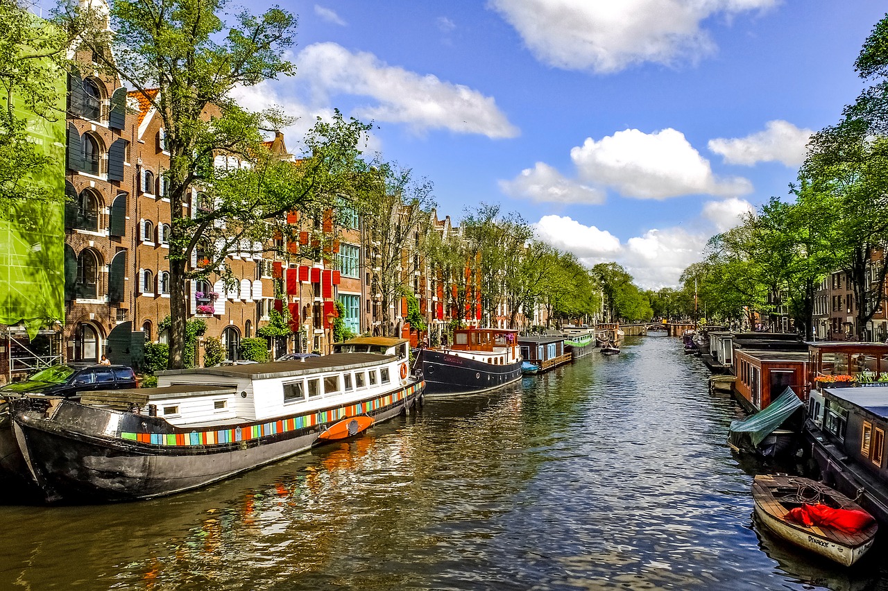 10 Places To Rock in Amsterdam