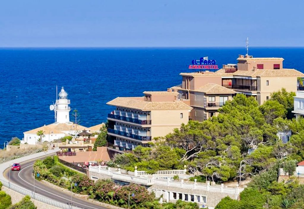 Aparthotel El Faro