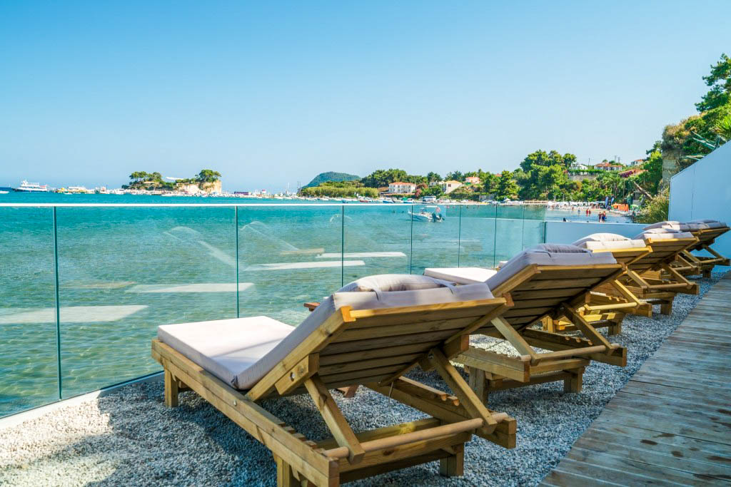 Denise Beach Hotel