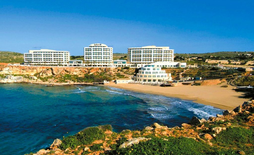 Radisson Blu Golden Sands Resort & Spa, Golden Bay