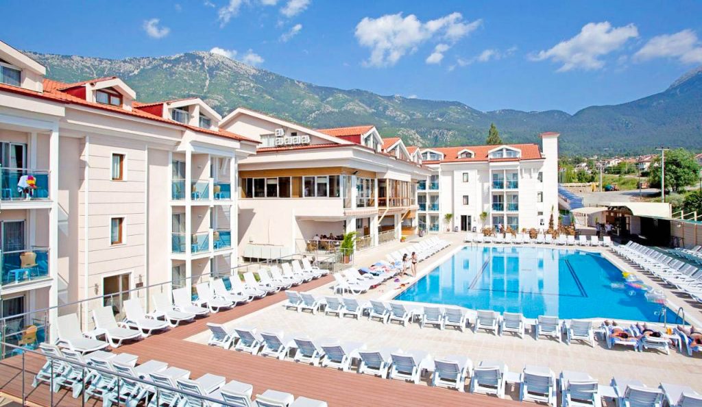 Aes Club Hotel