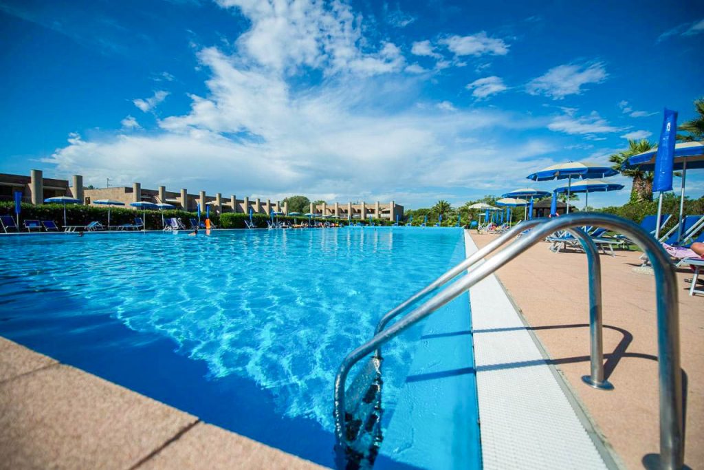 Cosmopolitan Golf & Beach Resort