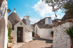 Italy Apulia Alberobello unsplash