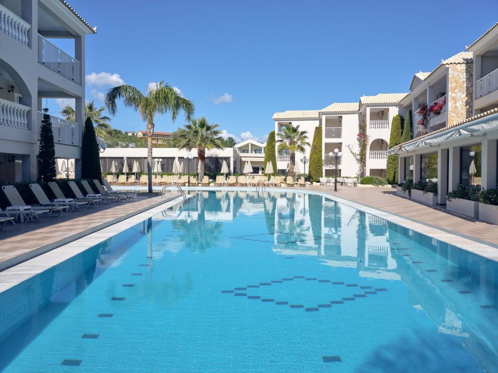 Planos Bay Hotel