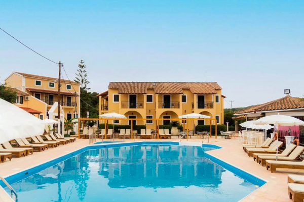 Oula Maisonettes