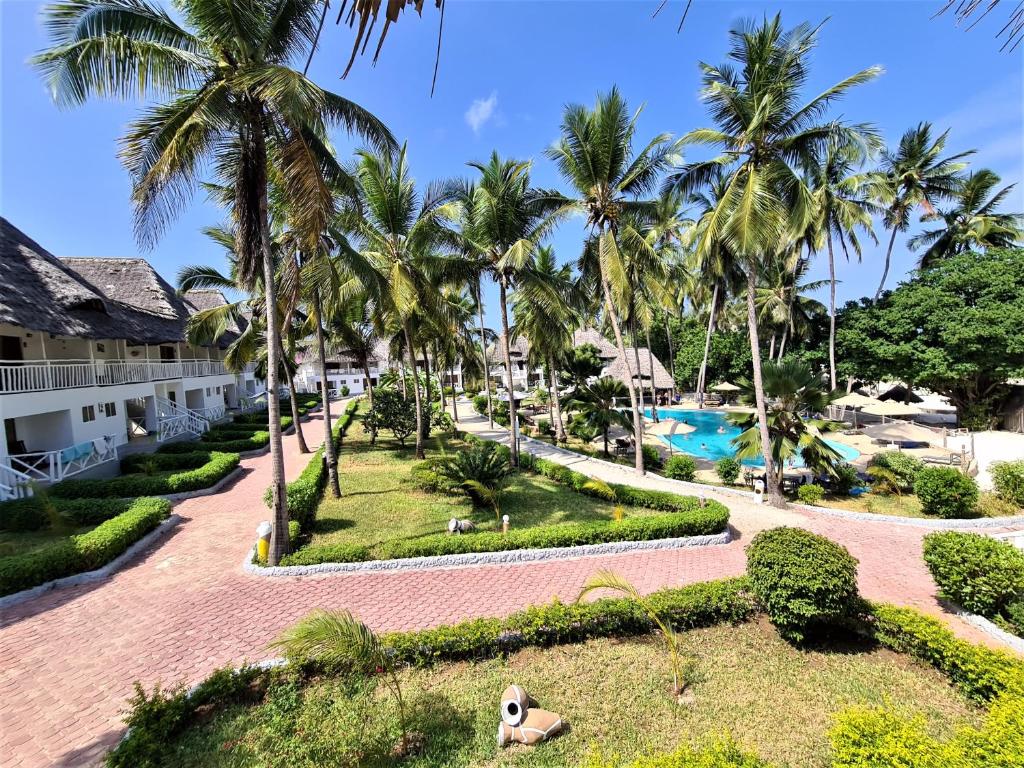 Paradise Beach Resort