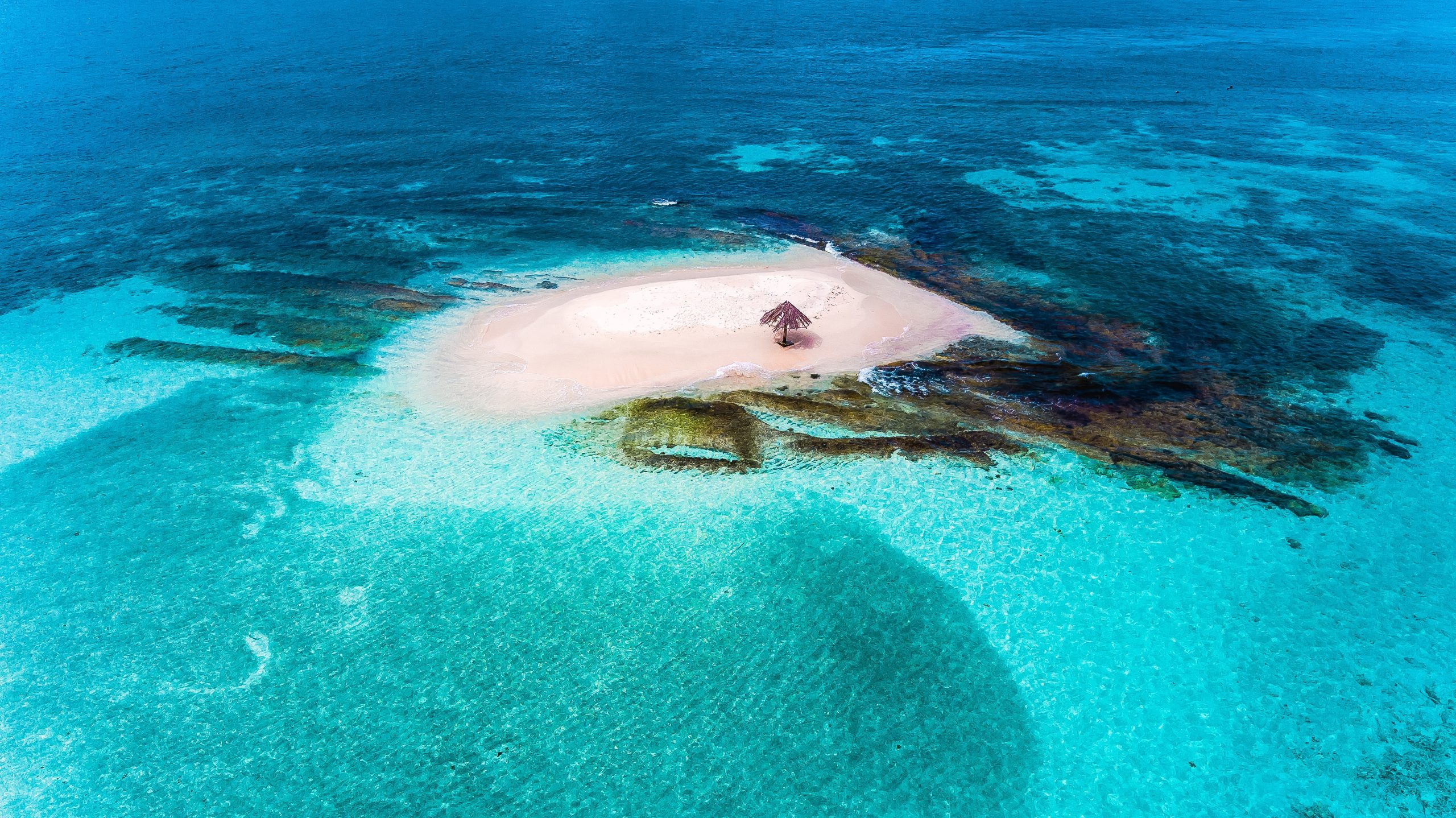 Saint Vincent & the Grenadines Mopion Island unsplash