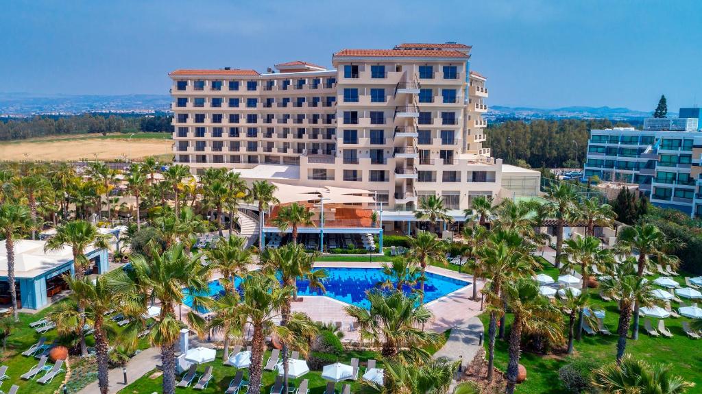 Aquamare Beach Hotel & Spa
