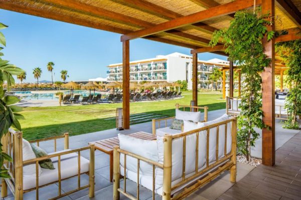 AP Cabanas Beach and Nature