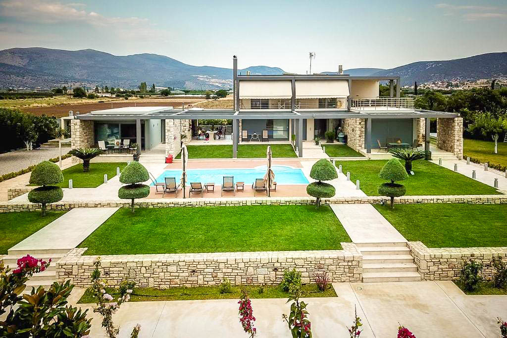 Gravaris House
