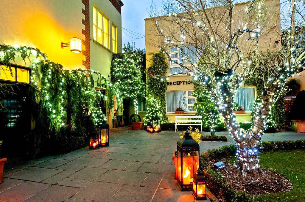 Riverbank House Hotel