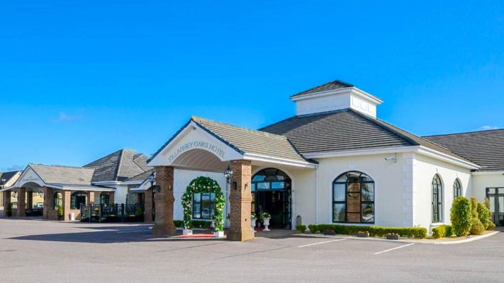 Killarney Oaks Hotel