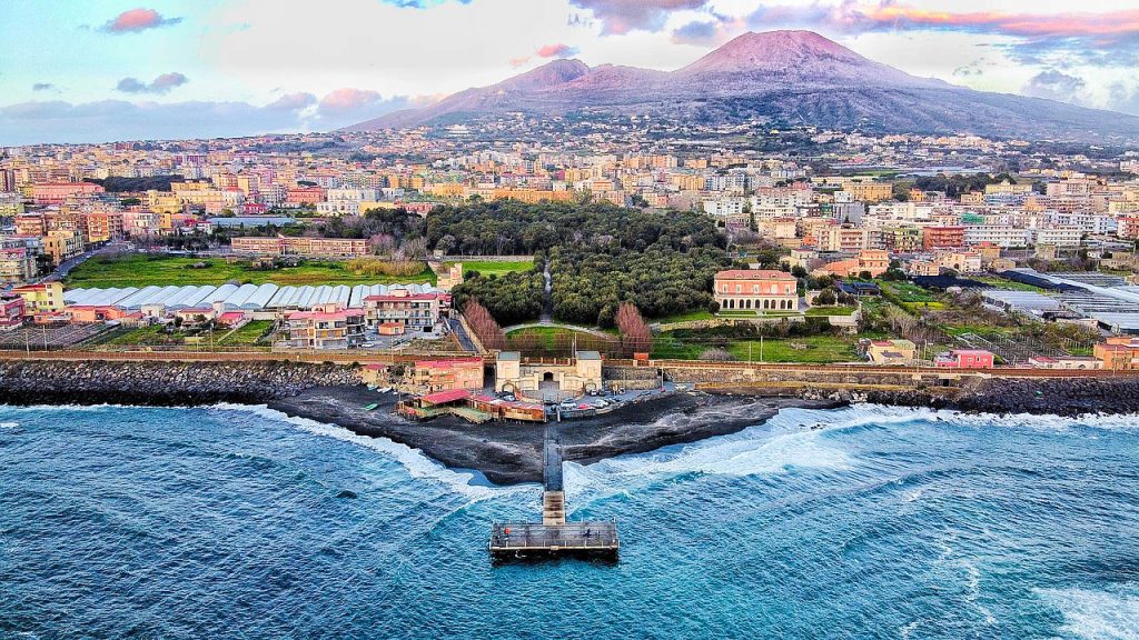 Italy Naples pixabay