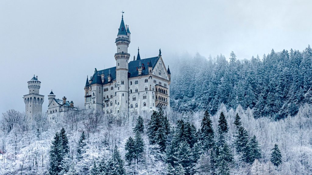 Germany Bavaria Neuschwanstein unsplash
