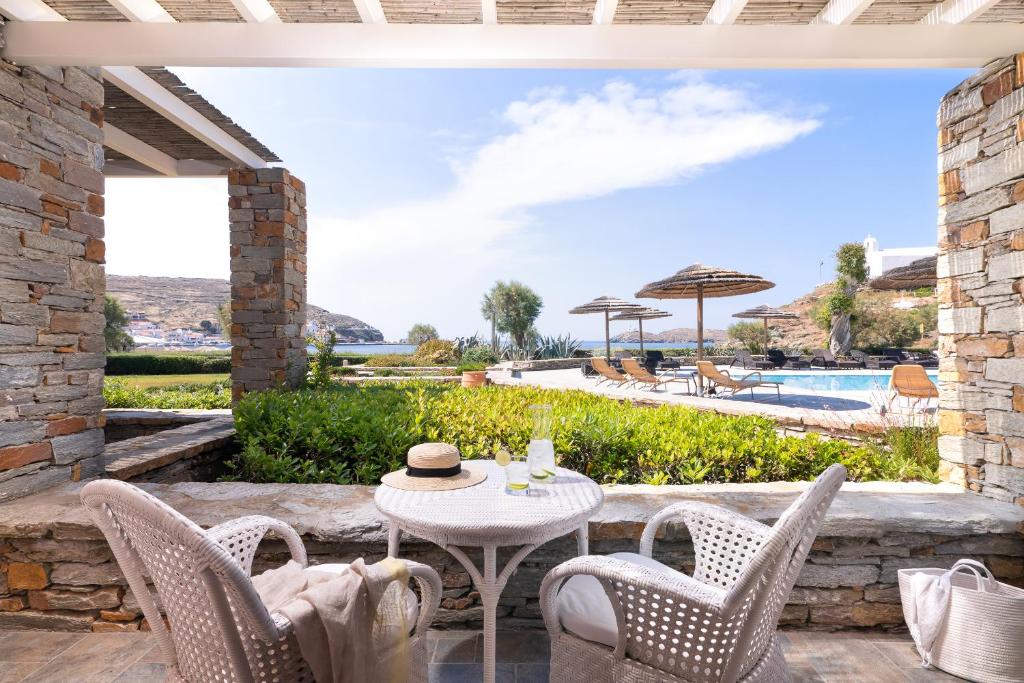 Porto Kea Suites